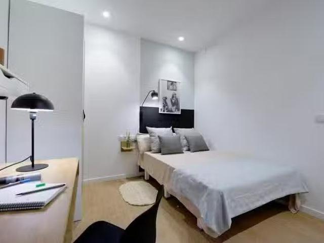 Habitación en Calle Salamanca, Gran Vía