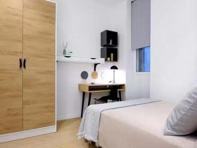 Habitación en Calle Salamanca, Gran Vía