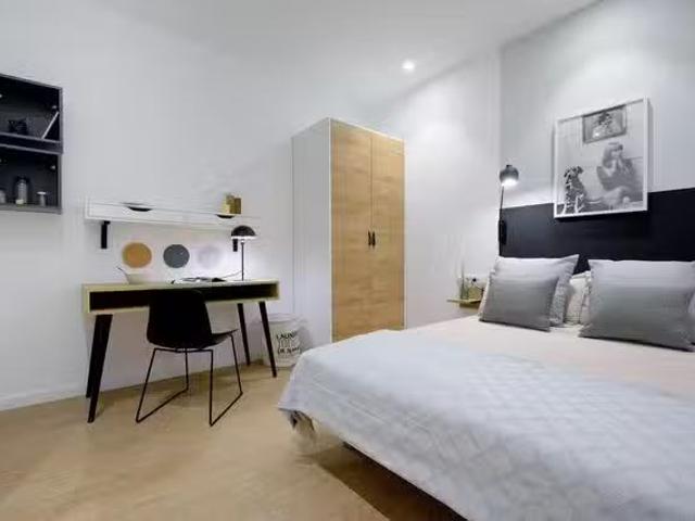 Habitación en Calle Salamanca, Gran Vía