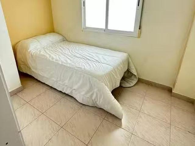 Habitación en Calle San Vicente, San Antón