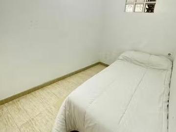 Habitación en Calle San Vicente, San Antón
