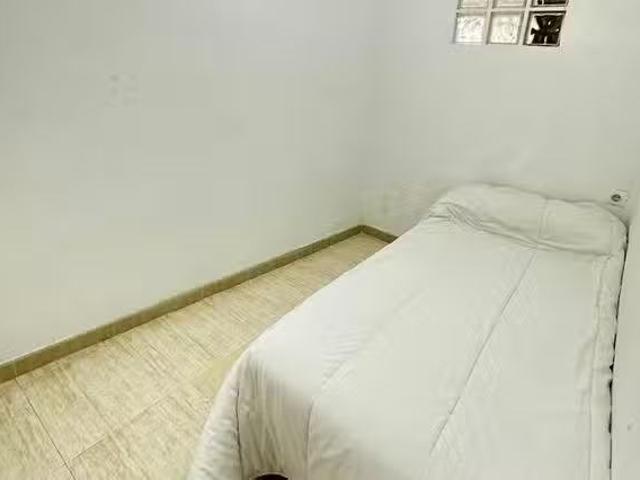 Habitación en Calle San Vicente, San Antón