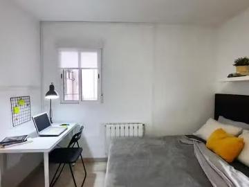Habitación en Calle Santa María Reina