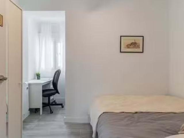 Habitación en Calle Santa Florencia