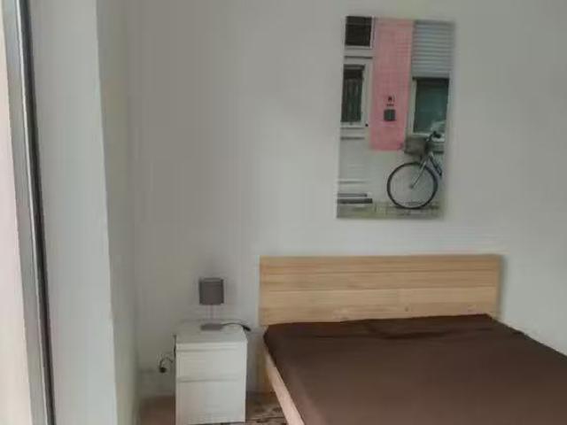 Habitación en Calle Santa Teresa, Centro Sagrario