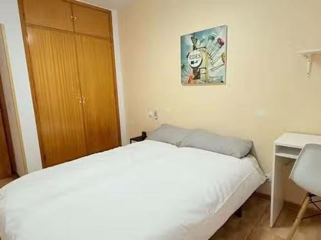 Habitación en Calle Santanderina
