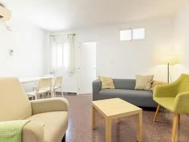Habitación en Calle Teodosio, San Lorenzo