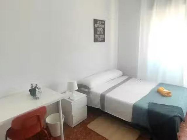 Habitación en Calle Torres Naharro