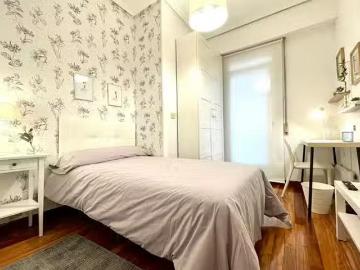 Habitación en Campo Volantin pasealekua, Castaños