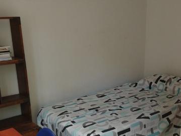 Habitación en casa compartida con baño privado
