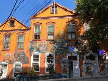 Habitación en casa patrimonial que integra el arte, el turismo y la cultura Valparaíso