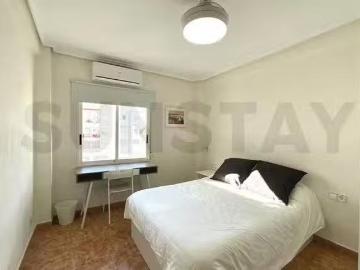 Habitación en Carrer Albocàsser, Benimaclet