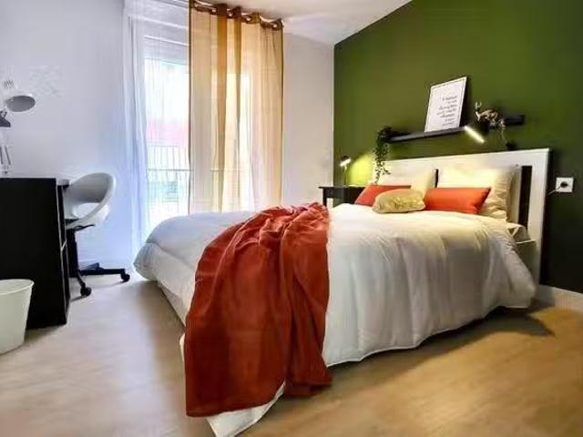 Habitación en Carrer Alcala, San Blas Santo Domingo