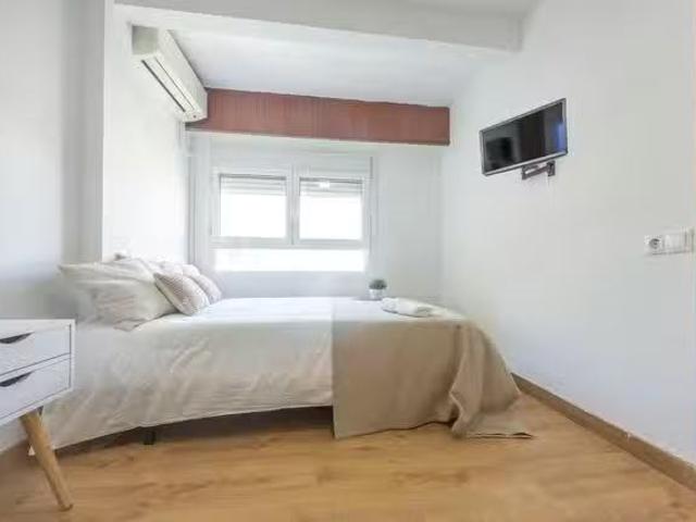 Habitación en Carrer d'Alemany, Rascanya