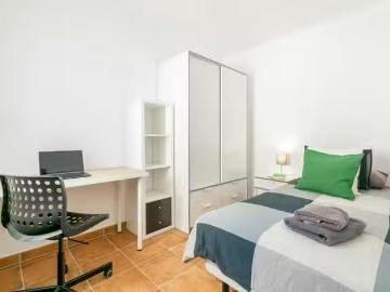 Habitación en Carrer d'Alonso Cano