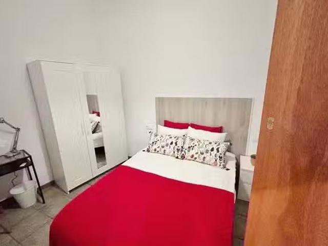 Habitación en Carrer d'Avinyó