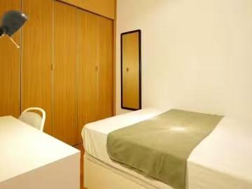Habitación en Carrer de València