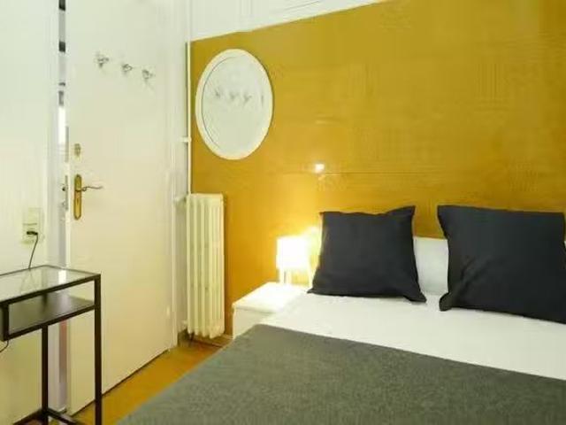 Habitación en Carrer de València, La Nova Esquerra de l'Eixample