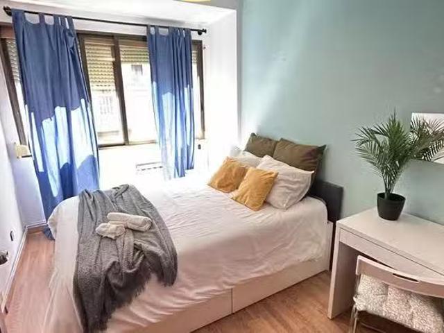 Habitación en Carrer de València, La Nova Esquerra de l'Eixample