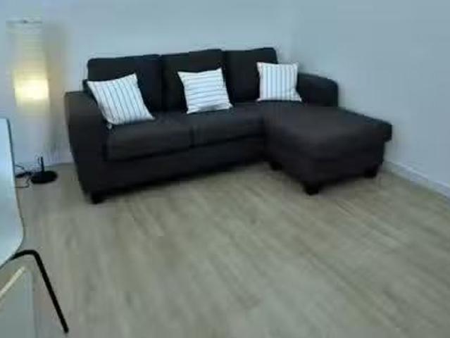 Habitación en Carrer de Yecla, l'Amistat