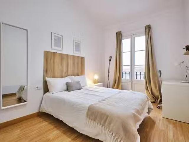 Habitación en Carrer de Balmes, Eixample