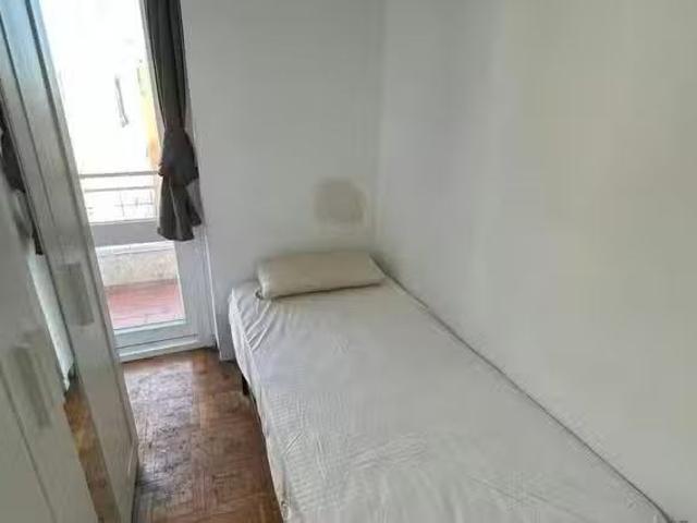 Habitación en Carrer de Benet Mateu, Sarrià