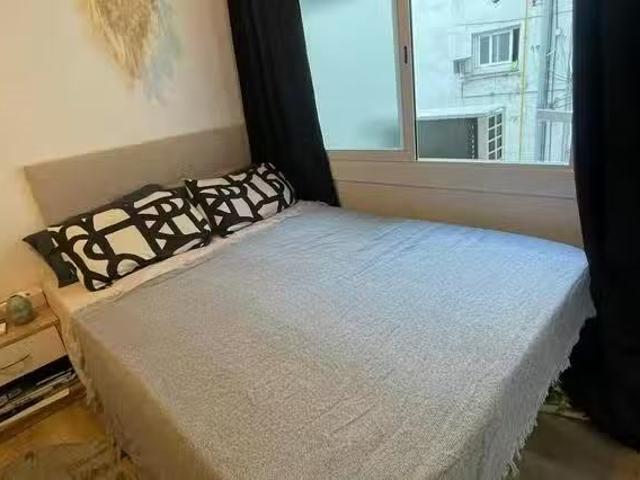 Habitación en Carrer de Bilbao, Provençals de Poblenou