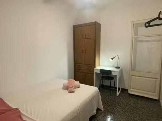 Habitación en Carrer de Bordeus, Les Corts