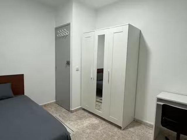 Habitación en Carrer de Corretger, Ciutat Vella