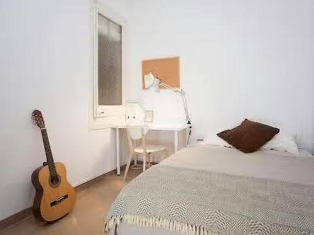 Habitación en Carrer de Còrsega, Dreta de l'Eixample
