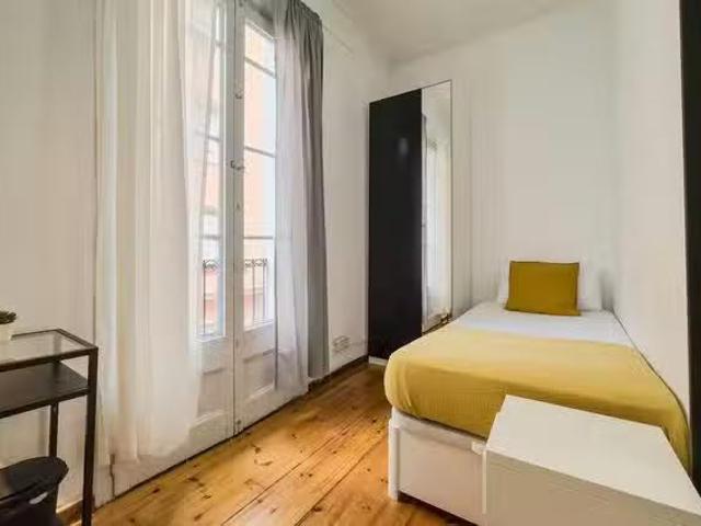 Habitación en Carrer de Còrsega, Vila de Gràcia