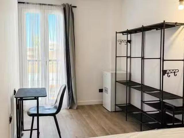 Habitación en Carrer de Don Quijote de la Mancha, Pobles de l'.