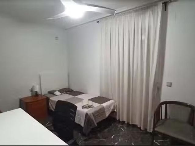 Habitación en Carrer de Fontanars dels Alforins