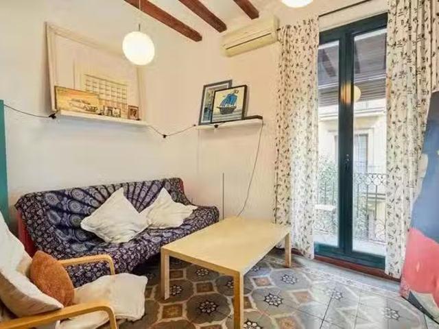 Habitación en Carrer de Joaquín Costa, El Raval