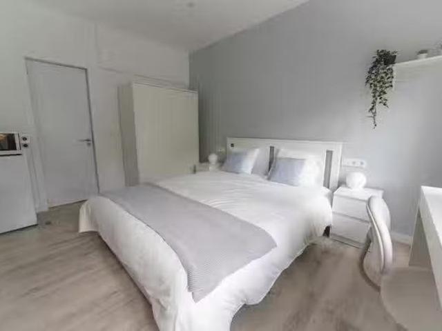 Habitación en Carrer de la Mare de Déu de Port, La Marina de P.