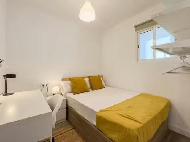 Habitación en Carrer de l'Antiga Travessera