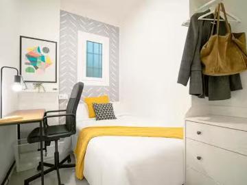 Habitación en Carrer de l'Almodí