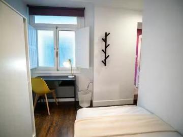Habitación en Carrer de l'Almudí, La Seu