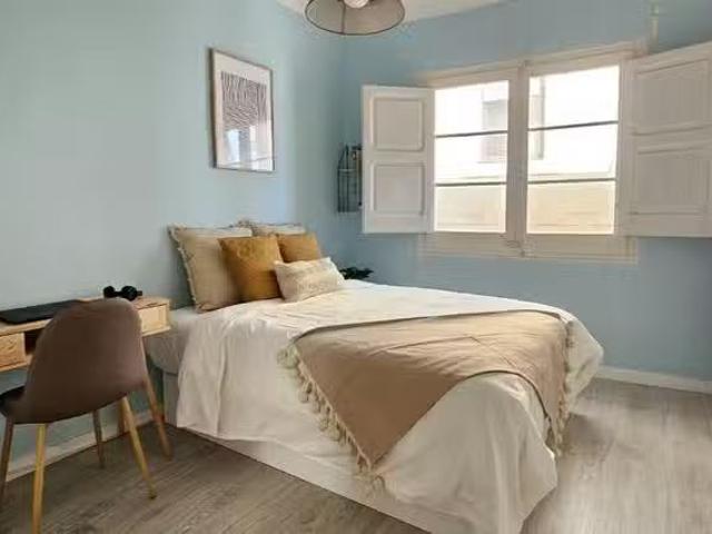 Habitación en Carrer de les Penedides, 8