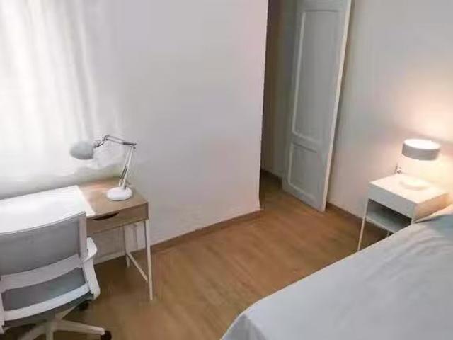 Habitación en Carrer de l'Olivereta