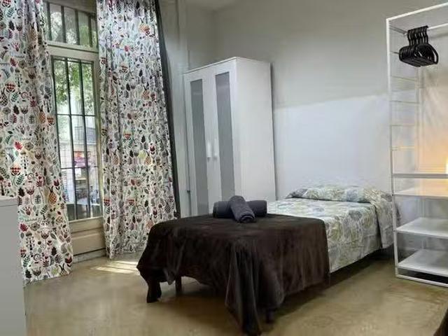Habitación en Carrer de Mallorca, Dreta de l'Eixample