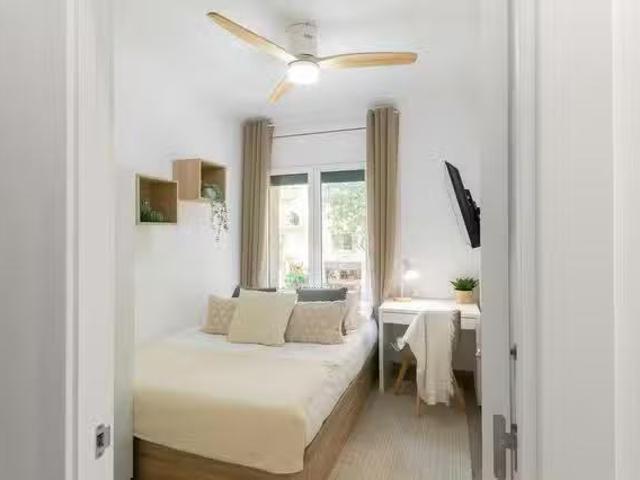Habitación en Carrer de Padilla, Sagrada Familia