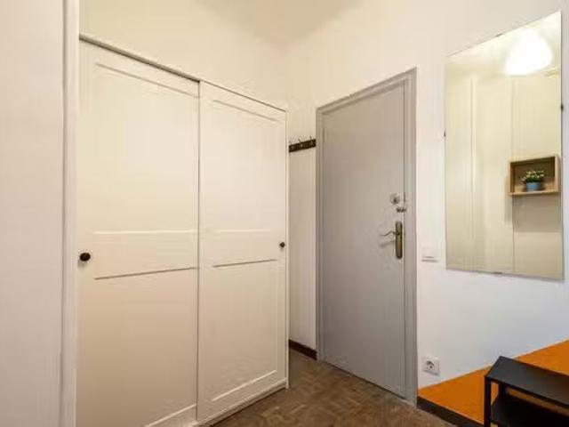 Habitación en Carrer de Pi i Margall