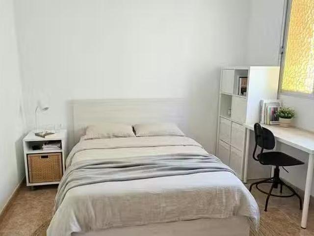 Habitación en Carrer de Quart