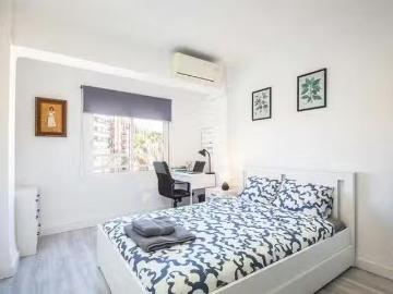 Habitación en Carrer de Reus, Marxalenes