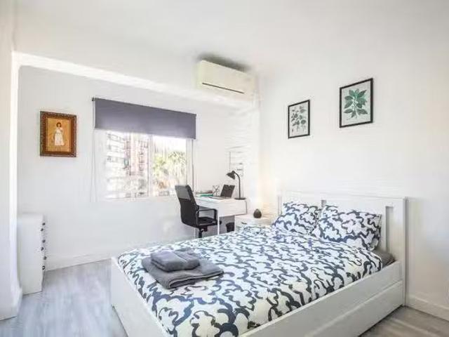 Habitación en Carrer de Reus, Marxalenes