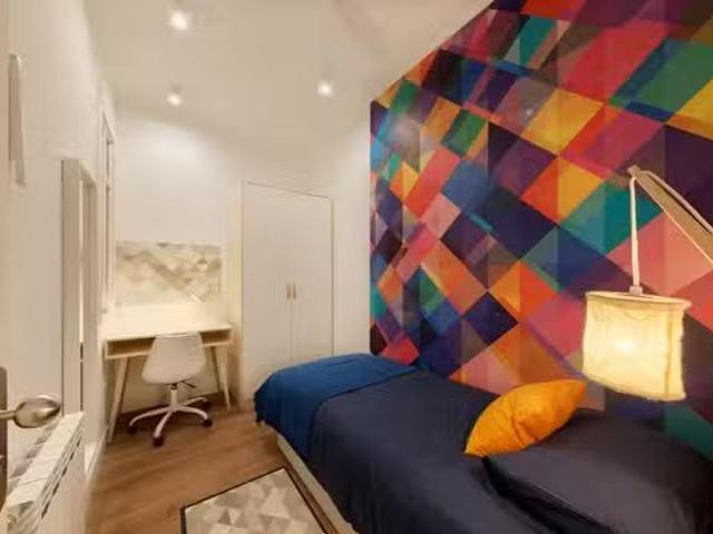 Habitación en Carrer de Rocafort, 219