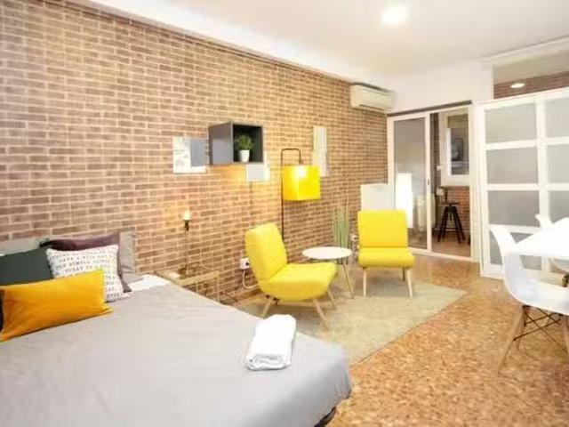 Habitación en Carrer de Roger de Llúria, Dreta de l'Eixample