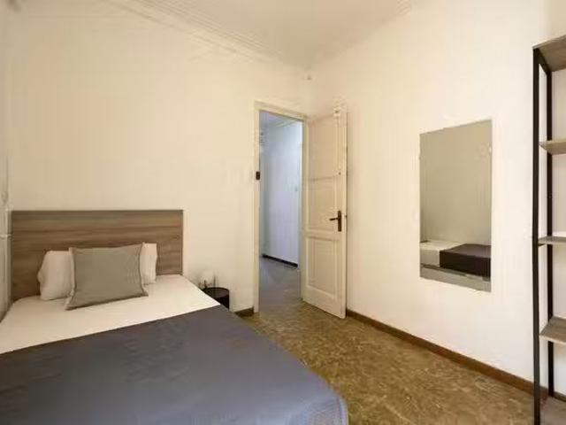 Habitación en Carrer de Sant Pau, El Raval