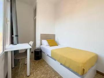Habitación en Carrer de Sant Pau, El Raval